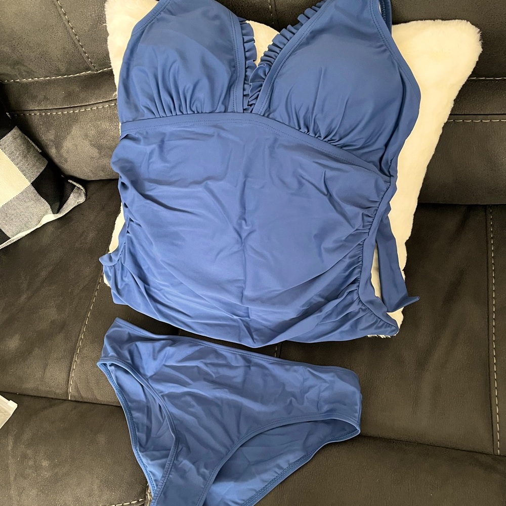 NWT Navy Halter Tankini